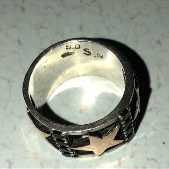 Sterling Silver ring with 8 Ruby’s - Picture 6 of 7